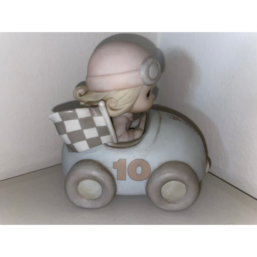 Precious Moments Figurine "Ten‎ Years And Still Going Strong" 4" 1990 Enesco